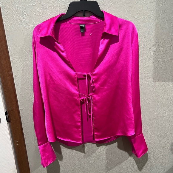 Wild Fable Magenta Bell Long Sleeve Fly Away Top EUC Size Small - Picture 2 of 3
